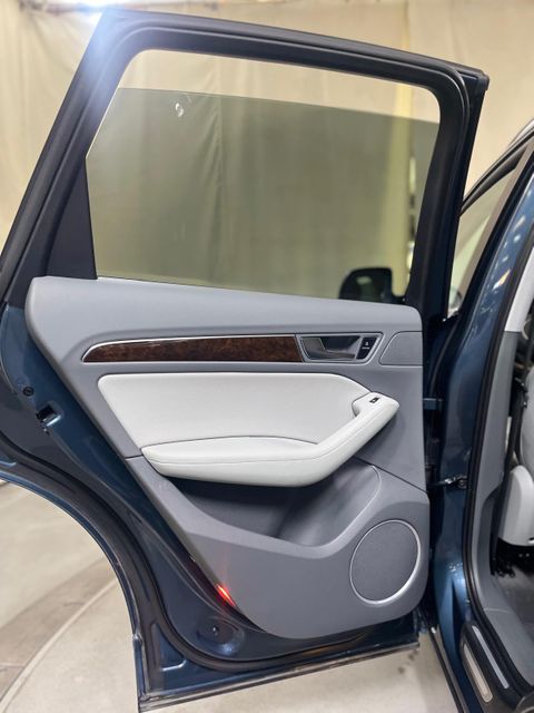 2016 Audi Q5 3.0 quattro TDI Premium Plus | Burbank, California | MDK International 2016 Audi Q5 3.0 quattro TDI Premium Plus | Burbank, California | MDK International