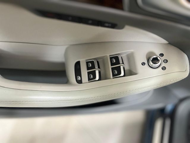 2016 Audi Q5 3.0 quattro TDI Premium Plus | Burbank, California | MDK International 2016 Audi Q5 3.0 quattro TDI Premium Plus | Burbank, California | MDK International