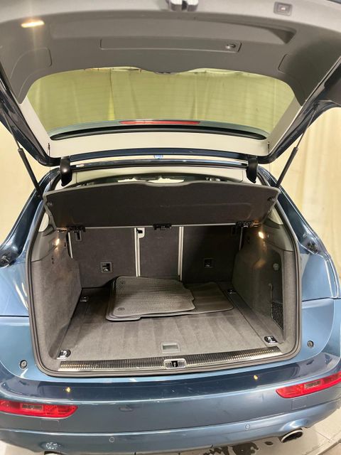 2016 Audi Q5 3.0 quattro TDI Premium Plus | Burbank, California | MDK International 2016 Audi Q5 3.0 quattro TDI Premium Plus | Burbank, California | MDK International