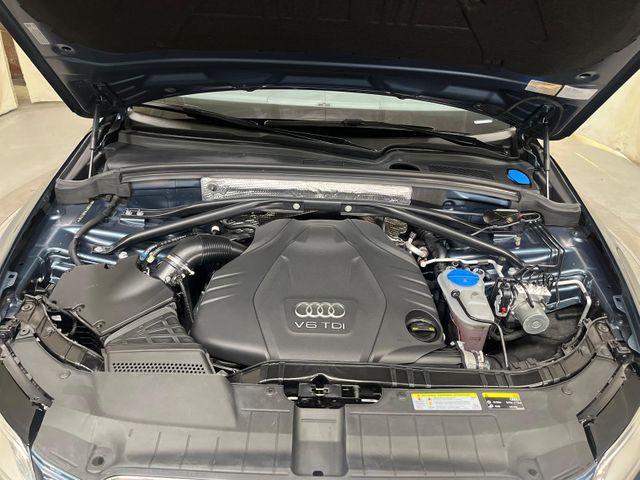 2016 Audi Q5 3.0 quattro TDI Premium Plus | Burbank, California | MDK International 2016 Audi Q5 3.0 quattro TDI Premium Plus | Burbank, California | MDK International