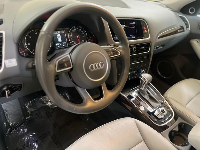 2016 Audi Q5 3.0 quattro TDI Premium Plus | Burbank, California | MDK International 2016 Audi Q5 3.0 quattro TDI Premium Plus | Burbank, California | MDK International