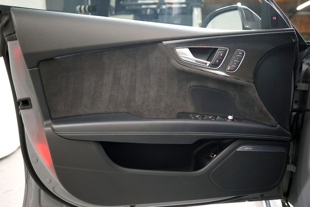 2016 Audi RS 7 4.0T quattro Prestige | Burbank, California | MDK International