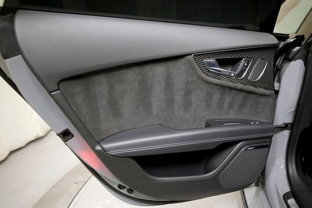 2016 Audi RS 7 4.0T quattro Prestige | Burbank, California | MDK International 2016 Audi RS 7 4.0T quattro Prestige | Burbank, California | MDK International