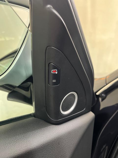 2016 Audi SQ5 3.0T quattro Premium Plus | Burbank, California | MDK International 2016 Audi SQ5 3.0T quattro Premium Plus | Burbank, California | MDK International