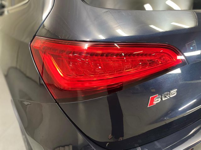 2016 Audi SQ5 3.0T quattro Premium Plus | Burbank, California | MDK International 2016 Audi SQ5 3.0T quattro Premium Plus | Burbank, California | MDK International