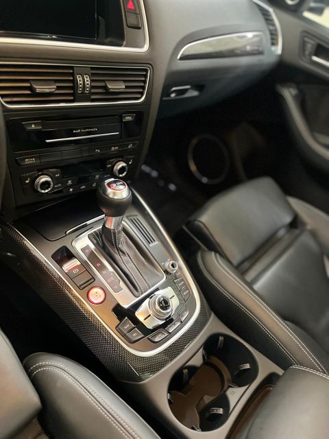 2016 Audi SQ5 3.0T quattro Premium Plus | Burbank, California | MDK International 2016 Audi SQ5 3.0T quattro Premium Plus | Burbank, California | MDK International