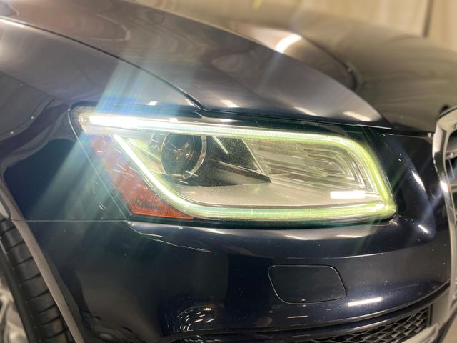 2016 Audi SQ5 3.0T quattro Premium Plus | Burbank, California | MDK International 2016 Audi SQ5 3.0T quattro Premium Plus | Burbank, California | MDK International