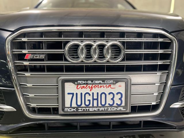 2016 Audi SQ5 3.0T quattro Premium Plus | Burbank, California | MDK International 2016 Audi SQ5 3.0T quattro Premium Plus | Burbank, California | MDK International