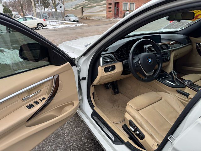 2016 BMW 3 Series 328i xDrive