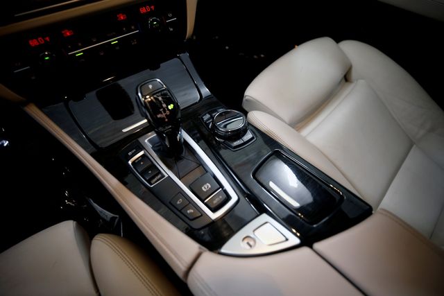 2016 BMW 5 Series 550i | Burbank, California | MDK International 2016 BMW 5 Series 550i | Burbank, California | MDK International