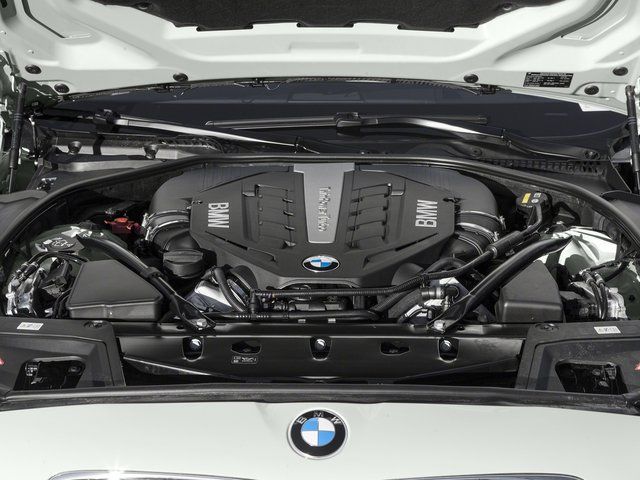 2016 BMW 5 Series 550i