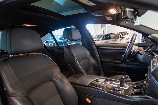 2016 BMW 550i M-Sport Executive Luxury Seating 