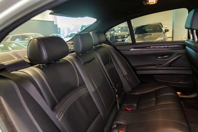 2016 BMW 550i M-Sport Executive Luxury Seating 