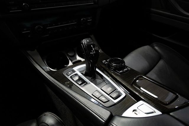 2016 BMW 550i M-Sport Executive Luxury Seating 