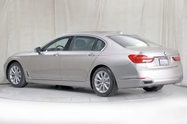 2016 BMW 7 Series 740i | Burbank, California | MDK International 2016 BMW 7 Series 740i | Burbank, California | MDK International