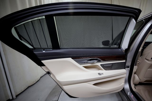 2016 BMW 7 Series 740i | Burbank, California | MDK International 2016 BMW 7 Series 740i | Burbank, California | MDK International