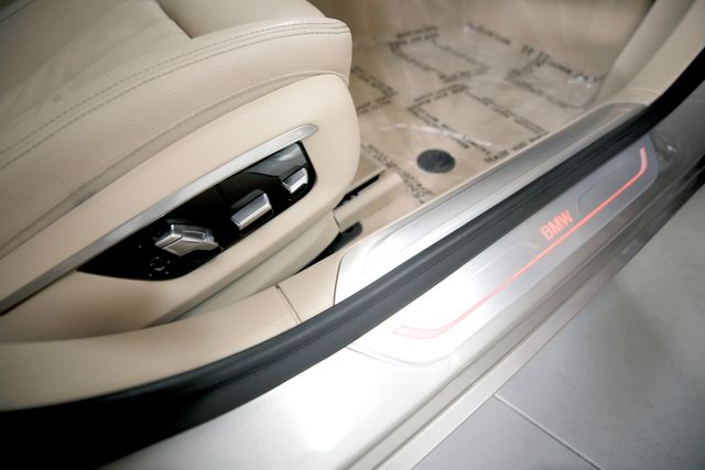 2016 BMW 7 Series 740i | Burbank, California | MDK International 2016 BMW 7 Series 740i | Burbank, California | MDK International