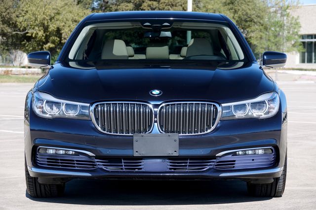2016 BMW 7 Series 740i * Executive Pk * Driver Assist II * Pano Roof