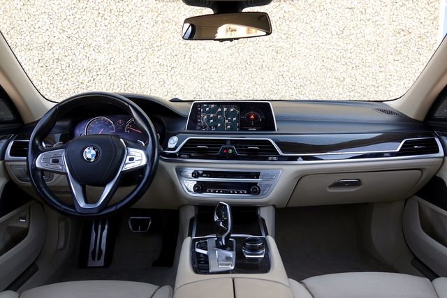 2016 BMW 7 Series 740i * Executive Pk * Driver Assist II * Pano Roof