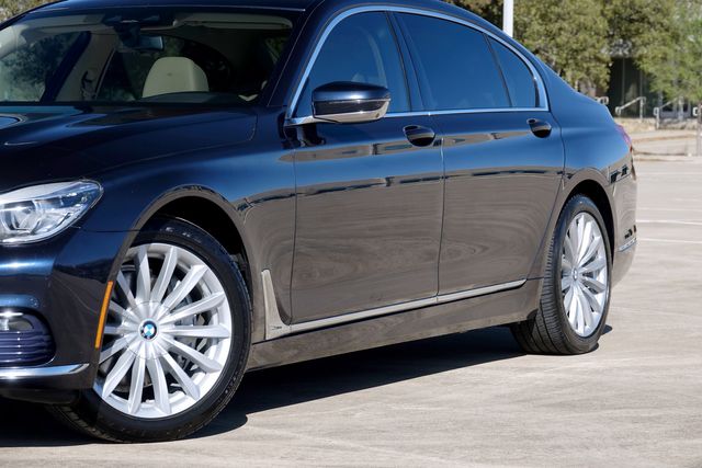 2016 BMW 7 Series 740i * Executive Pk * Driver Assist II * Pano Roof