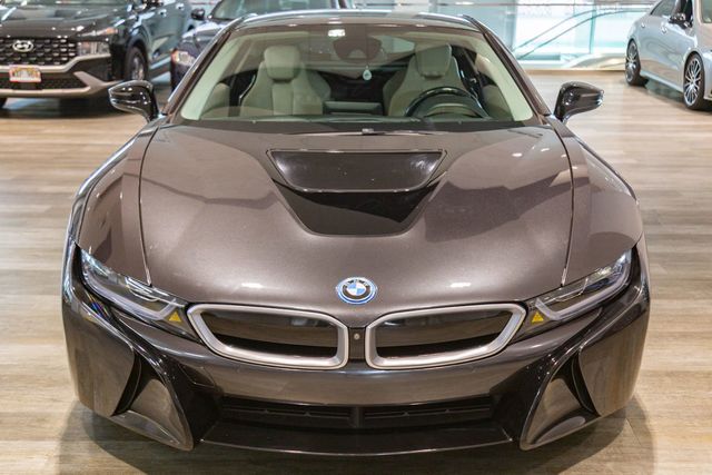 2016 BMW i8 Coupe Giga World l Wheel Pkg $3,995