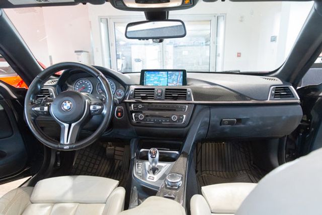 2016 BMW  M4 Convertible Executive Pkg