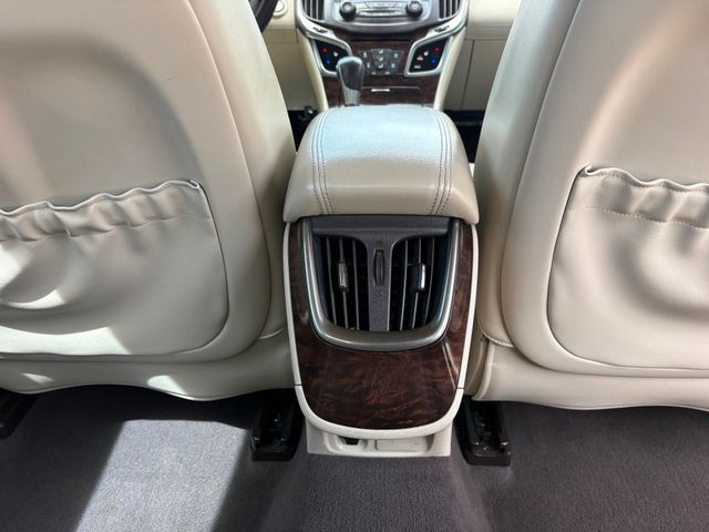 2016 Buick LaCrosse Leather 2016 Buick LaCrosse Leather