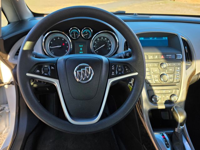 2016 Buick Verano Base 2016 Buick Verano Base