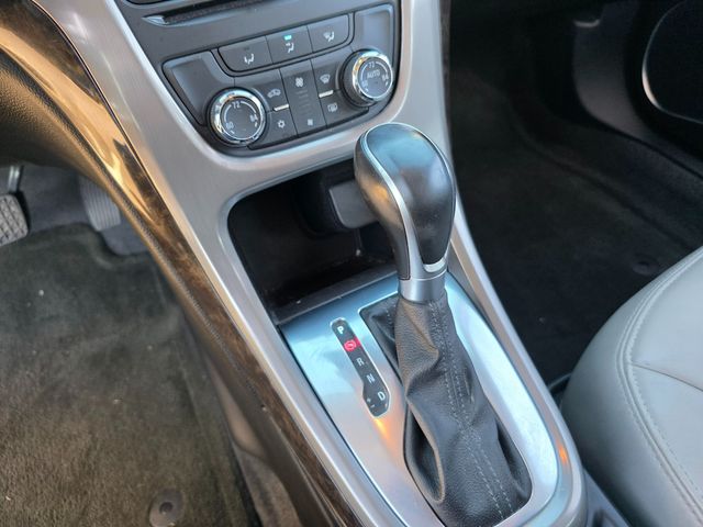 2016 Buick Verano Base 2016 Buick Verano Base