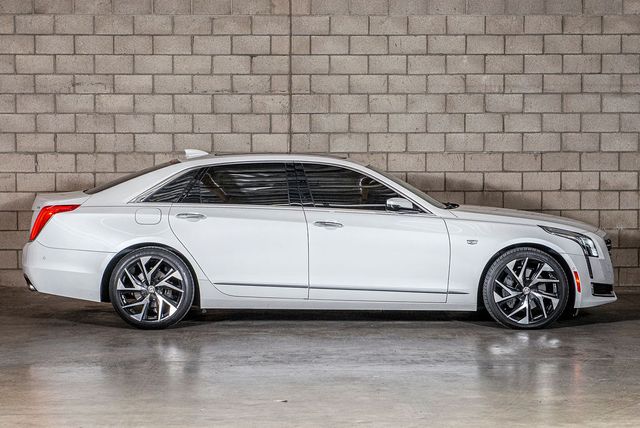 2016 Cadillac CT6 3.6L Luxury | Van Nuys, CA | Stellar Auto INC. 2016 Cadillac CT6 3.6L Luxury | Van Nuys, CA | Stellar Auto INC.