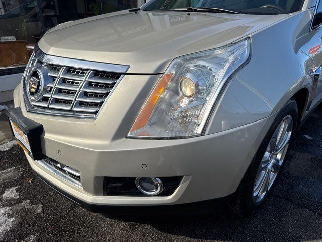 2016 Cadillac SRX Performance Collection