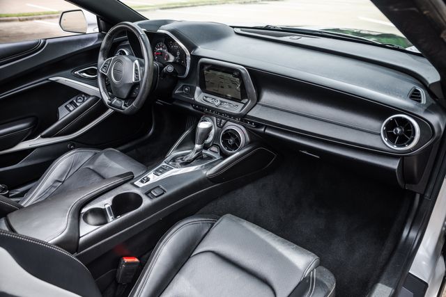 2016 Chevrolet Camaro 2LT | Addison, TX | Apex Auto Sports