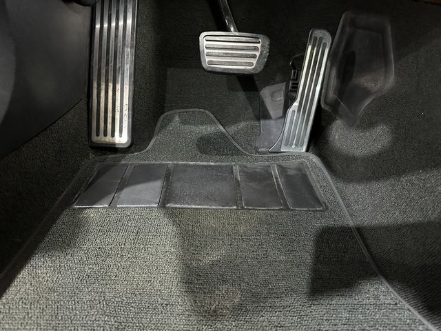 2016 Chevrolet Corvette Coupe 2LT, Z51, Auto, Alloys, Glass Top, Only 67k | Dallas, Texas | Corvette Warehouse 