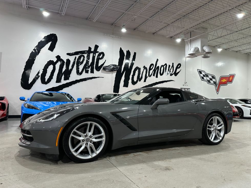 2016 Chevrolet Corvette Coupe 2LT, Z51, Auto, Alloys, Glass Top