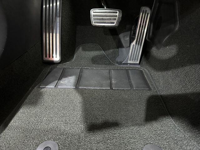 2016 Chevrolet Corvette Coupe 2LT, Z51, J6F, CF Skirts/Splitter, Glass, 6k | Dallas, Texas | Corvette Warehouse 2016 Chevrolet Corvette Coupe 2LT, Z51, J6F, CF Skirts/Splitter, Glass, 6k | Dallas, Texas | Corvette Warehouse