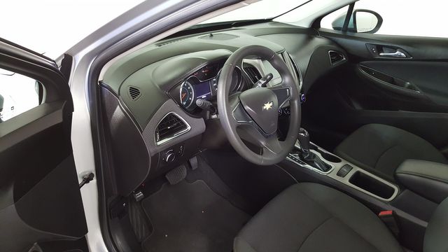 2016 Chevrolet Cruze LS Auto | Carrollton, TX | Legend Motorcars of Carrollton 2016 Chevrolet Cruze LS Auto | Carrollton, TX | Legend Motorcars of Carrollton