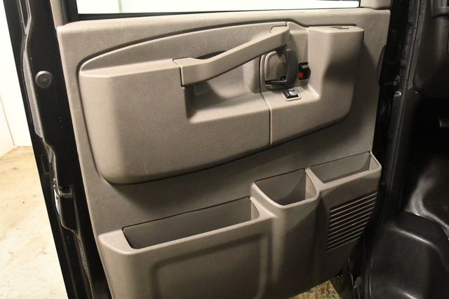 2016 Chevrolet Express 15 Passenger LT 3500 | Branford, CT | Sound Auto Wholesalers