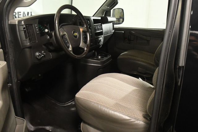 2016 Chevrolet Express 15 Passenger LT 3500 | Branford, CT | Sound Auto Wholesalers