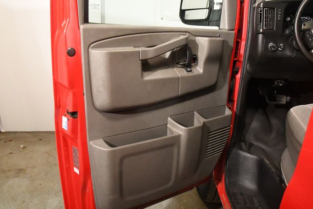 2016 Chevrolet Express 2500 12 Passenger | Branford, CT | Sound Auto Wholesalers 2016 Chevrolet Express 2500 12 Passenger | Branford, CT | Sound Auto Wholesalers