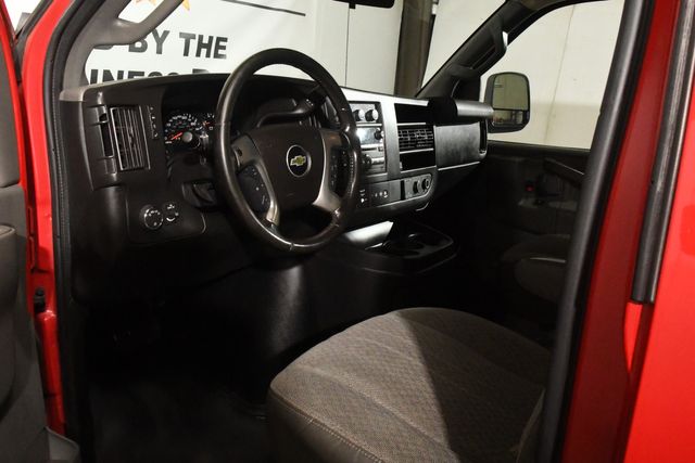 2016 Chevrolet Express 2500 12 Passenger | Branford, CT | Sound Auto Wholesalers 2016 Chevrolet Express 2500 12 Passenger | Branford, CT | Sound Auto Wholesalers