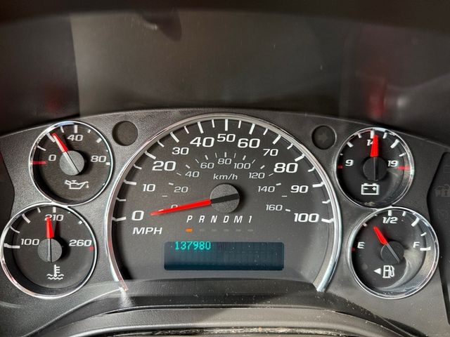 2016 Chevrolet EXPRESS G3500 Liftgate 14FT BOX V8 | Canton, Ohio | Ohio Auto Warehouse LLC 2016 Chevrolet EXPRESS G3500 Liftgate 14FT BOX V8 | Canton, Ohio | Ohio Auto Warehouse LLC