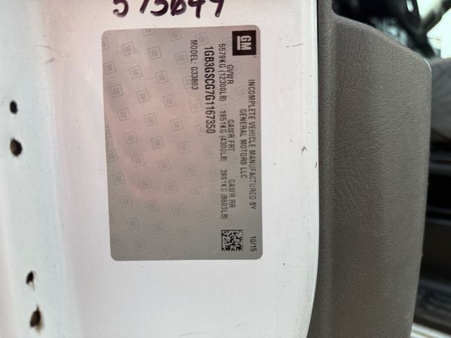 2016 Chevrolet EXPRESS G3500 Liftgate 14FT BOX V8 | Canton, Ohio | Ohio Auto Warehouse LLC 2016 Chevrolet EXPRESS G3500 Liftgate 14FT BOX V8 | Canton, Ohio | Ohio Auto Warehouse LLC