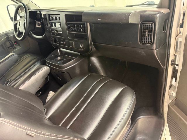 2016 Chevrolet Express LT 3500 | Houston, TX | Houston Auto Credit 2016 Chevrolet Express LT 3500 | Houston, TX | Houston Auto Credit