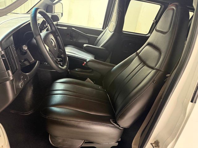 2016 Chevrolet Express LT 3500 | Houston, TX | Houston Auto Credit 2016 Chevrolet Express LT 3500 | Houston, TX | Houston Auto Credit