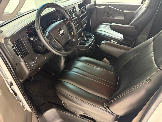 2016 Chevrolet Express LT 3500 | Houston, TX | Houston Auto Credit 2016 Chevrolet Express LT 3500 | Houston, TX | Houston Auto Credit