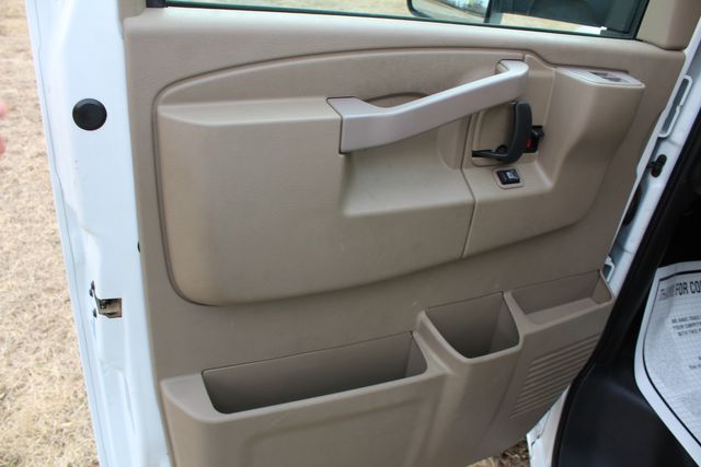 2016 Chevrolet Express 3500 | Roscoe, IL | Autoland Outlets 2016 Chevrolet Express 3500 | Roscoe, IL | Autoland Outlets