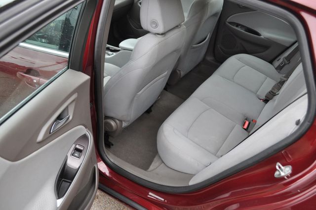 2016 Chevrolet Malibu LS | Louisville, MS | CARite Louisville MS 2016 Chevrolet Malibu LS | Louisville, MS | CARite Louisville MS