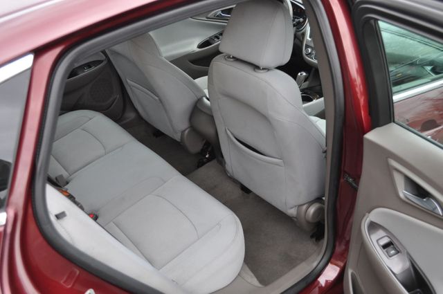 2016 Chevrolet Malibu LS | Louisville, MS | CARite Louisville MS 2016 Chevrolet Malibu LS | Louisville, MS | CARite Louisville MS