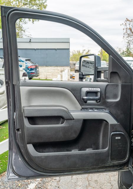 2016 Chevrolet Silverado 2500HD CREW CAB LTZ PLUS / DURAMAX PLUS / ALLISON 6 SPEED | Austin, TX | Rocky Mountain Truck Stop Austin 2016 Chevrolet Silverado 2500HD CREW CAB LTZ PLUS / DURAMAX PLUS / ALLISON 6 SPEED | Austin, TX | Rocky Mountain Truck Stop Austin