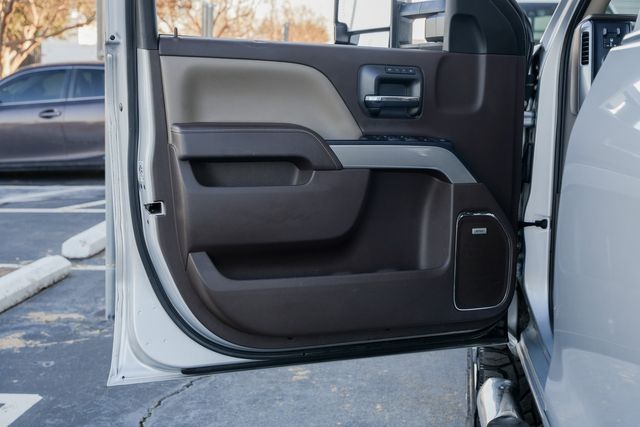 2016 Chevrolet Silverado 2500HD LTZ Z71 W/ UPGRADES / 1-OWNER CLEAN CARFAX LOADED | Austin, TX | Rocky Mountain Truck Stop Austin